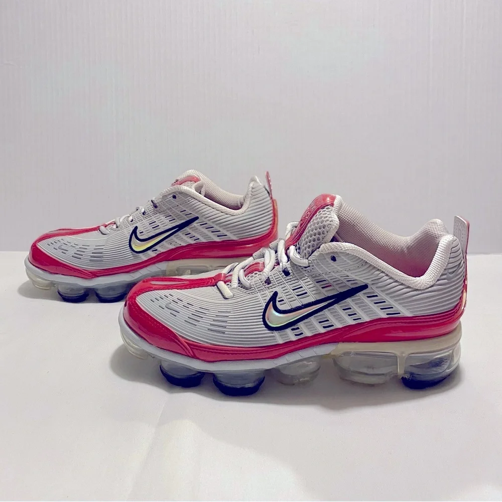 Nike Women’s White & Pink Athletic Sneakers - Picture 4 of 6